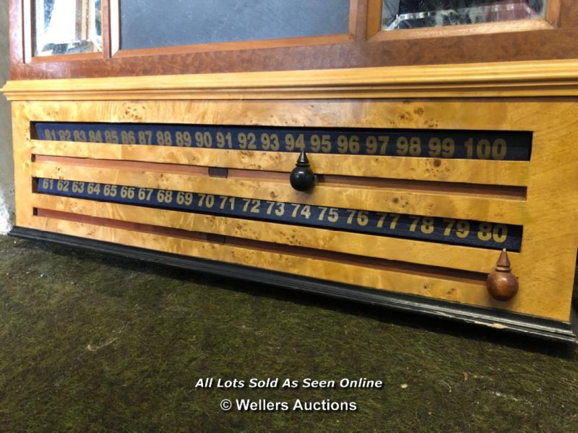 MODERN STYLE BILLIARD ROLLER SCOREBOARD (MANUFACTURER UNKNOWN), THE LOWER REVOLVING MARKERS HAVE A - Image 3 of 3