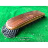 RIVETED TABLE TOP CLOTH BRUSH