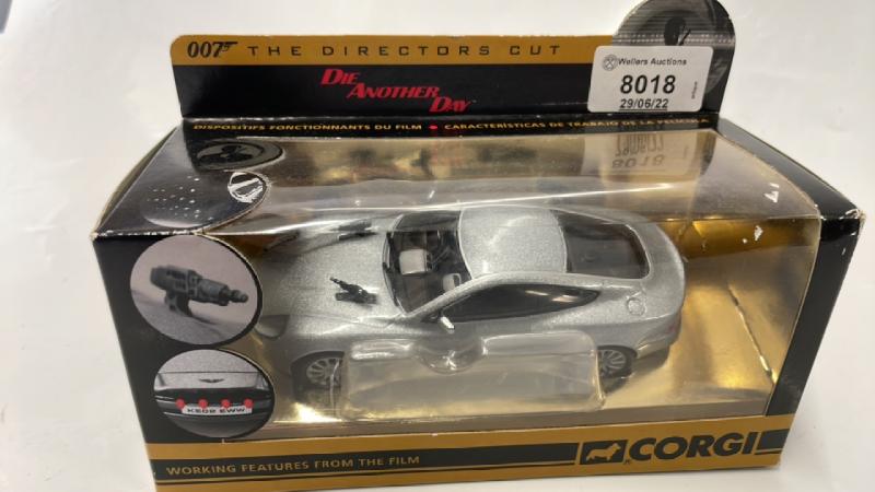 CORGI ASTON MARTIN V12 VANQUISH, CC07503, DIE ANOTHER DAY, BOXED - Bild 2 aus 3