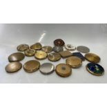 20 MOSTLY CIRCULAR COMPACTS, VARIOUS MAKERS INCLUDNG STRATTON