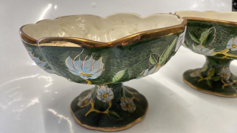 PAIR OF PORTUGUESE PEDESTAL DISHES - Image 3 of 4