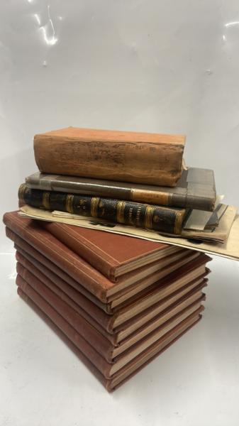 VINTAGE BOOKS INCLUDING 8 VOLS OF THE CONOISSEUR