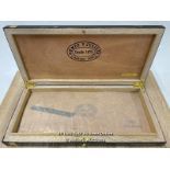 *ROMEO Y JULIETAS CHURCHILL HABANA CUBA GRAN RESERVA BLACK WOODEN CIGAR BOX