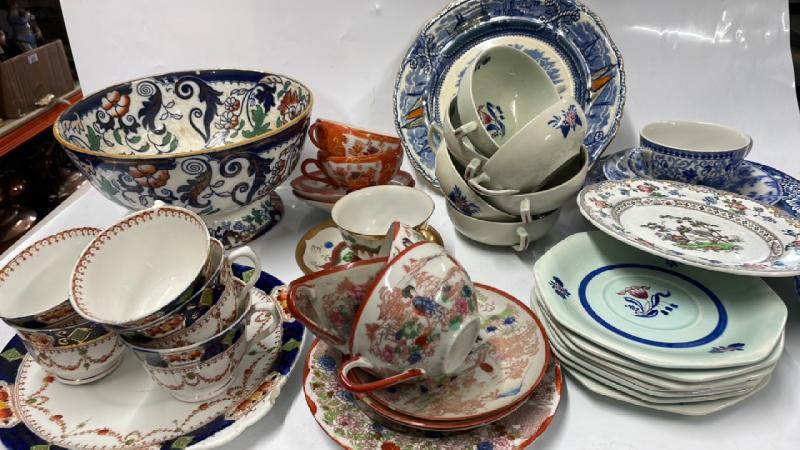 CALYX WARE SOUP BOWLS AND SAUCERS; CHINESE EGGSHELL TEA SET; OTHER DECORATIVE CHINA