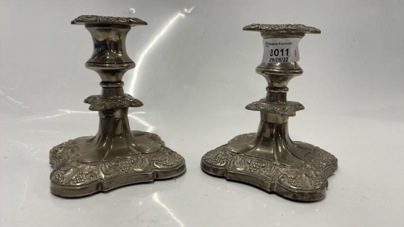 PAIR OF DWARF SILVER PLATED CANDLESTICKS, 14CM