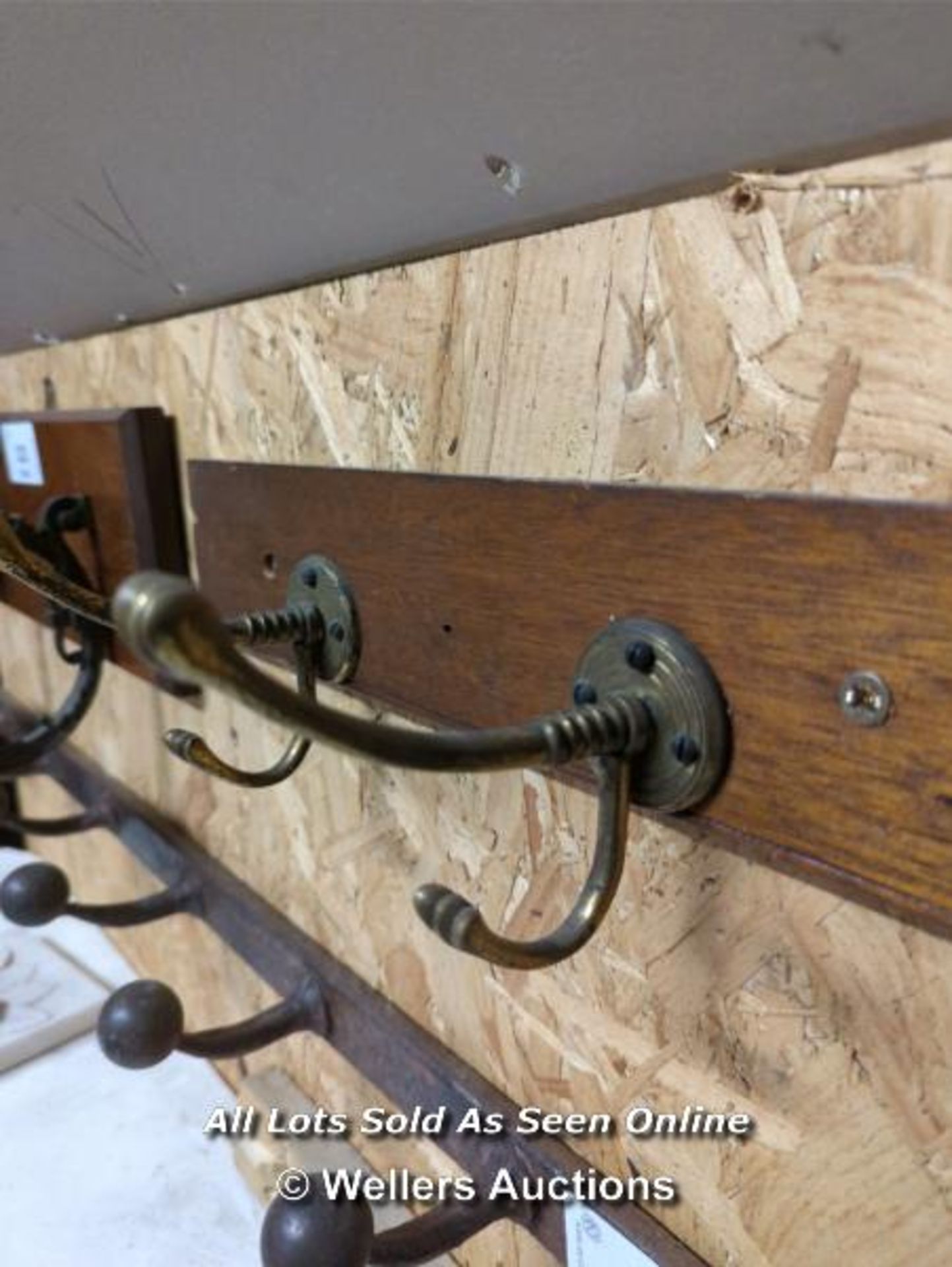 TWO PAIRS BRASS COAT HOOKS ON BACK PLATES - Image 3 of 4