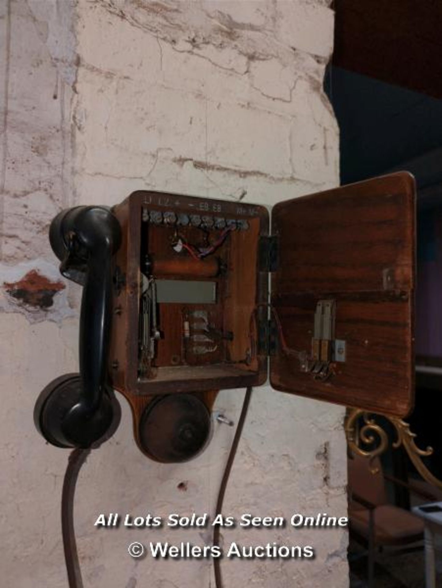 1930'S WALL MOUNTED TELEPHONE BOX - Image 2 of 8