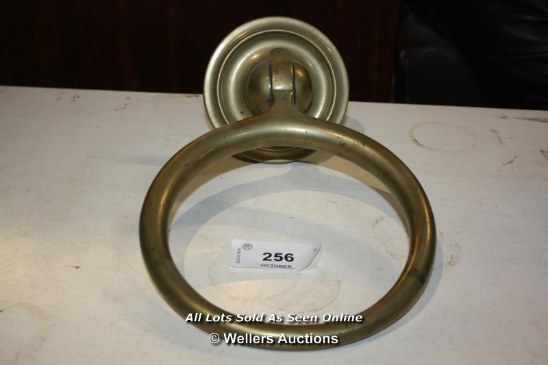 MASSIVE BRASS RING KNOCKER / DOOR PULL - 20CM DIA