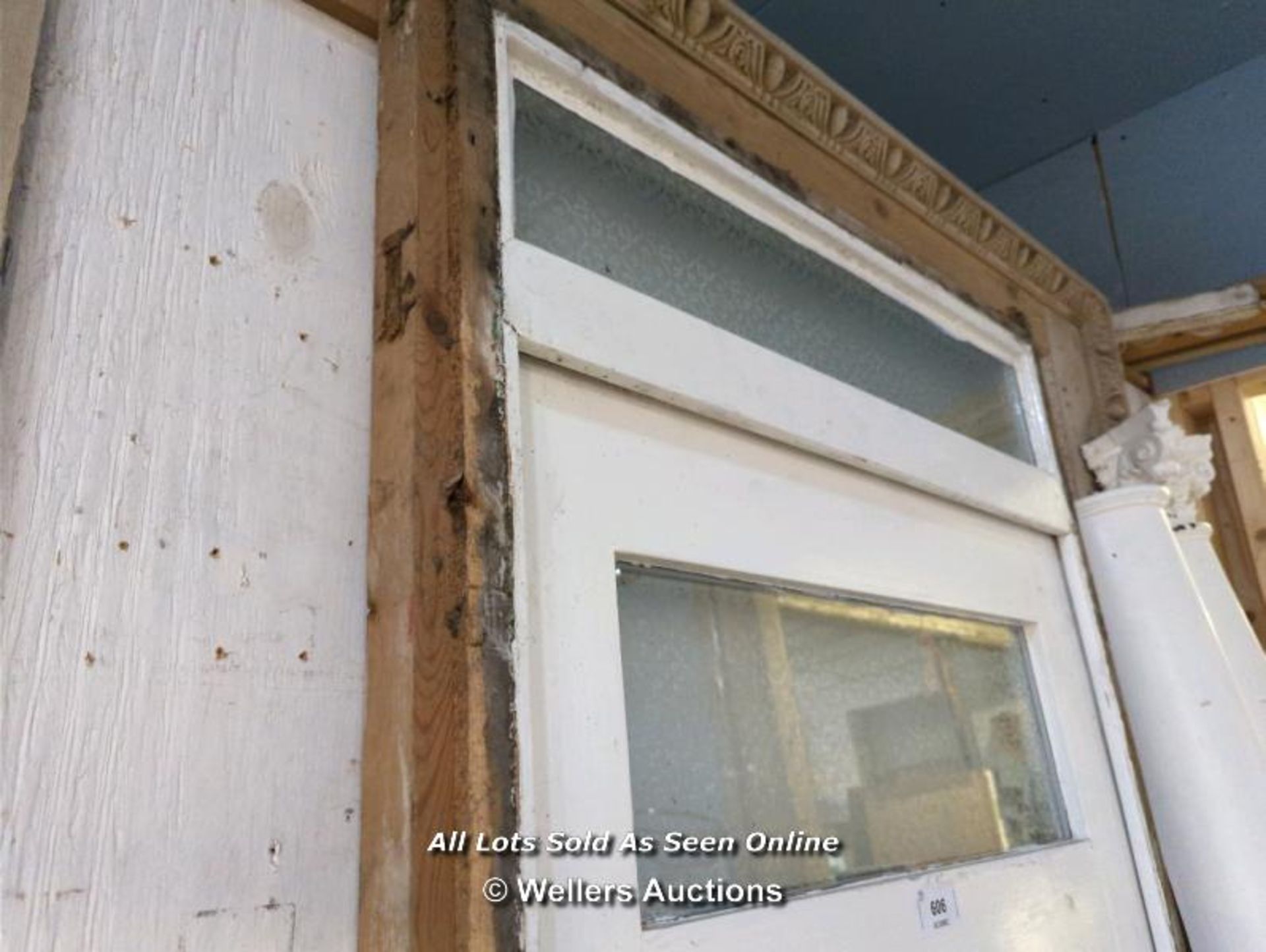 VICTORIAN FRONT DOOR WITH FRAME, LETTER BOX, KNOB AND ORIGINAL KEYS - Image 3 of 3