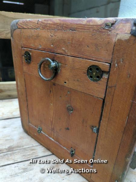 VICTORIAN WOODEN BOX - 13.5" H X 16.5" W X 14" D - Image 2 of 2