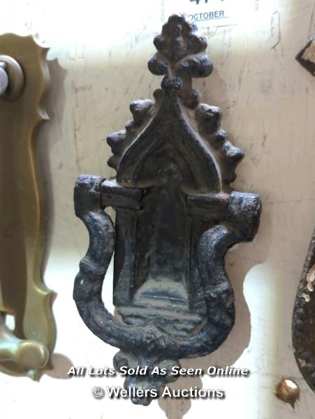 CAST IRON GOTHIC KNOCKER - 7.5" L