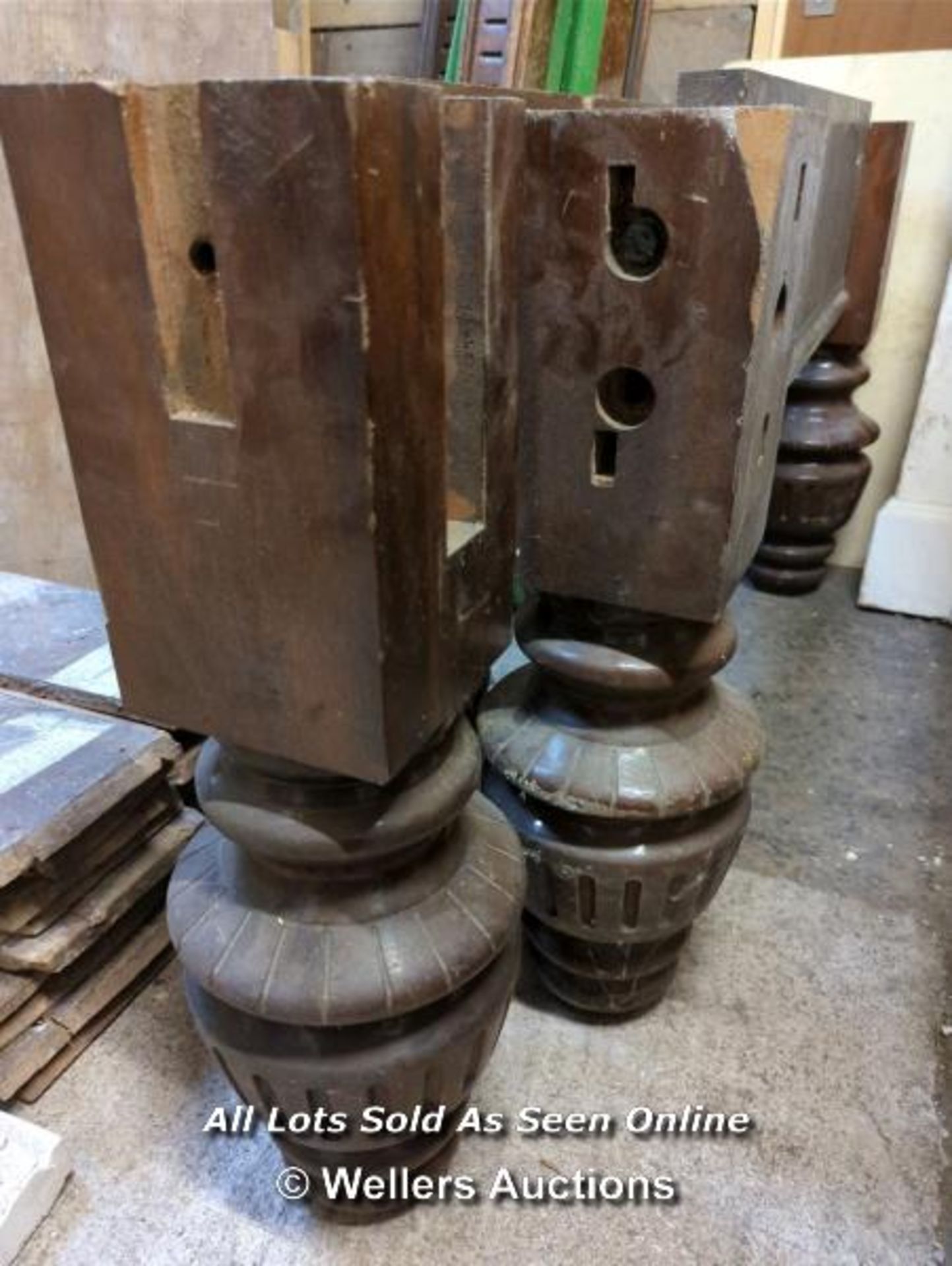 3/4 SNOOKER TABLE BASE PARTS, LEGS, AND BOLTS - Image 2 of 4