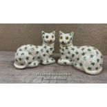 A PAIR OF LATE STAFFORDSHIRE CATS, 16.5CM HIGH