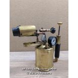 *VINTAGE PARAFFIN BLOW TORCH IN POLISHED BRASS.