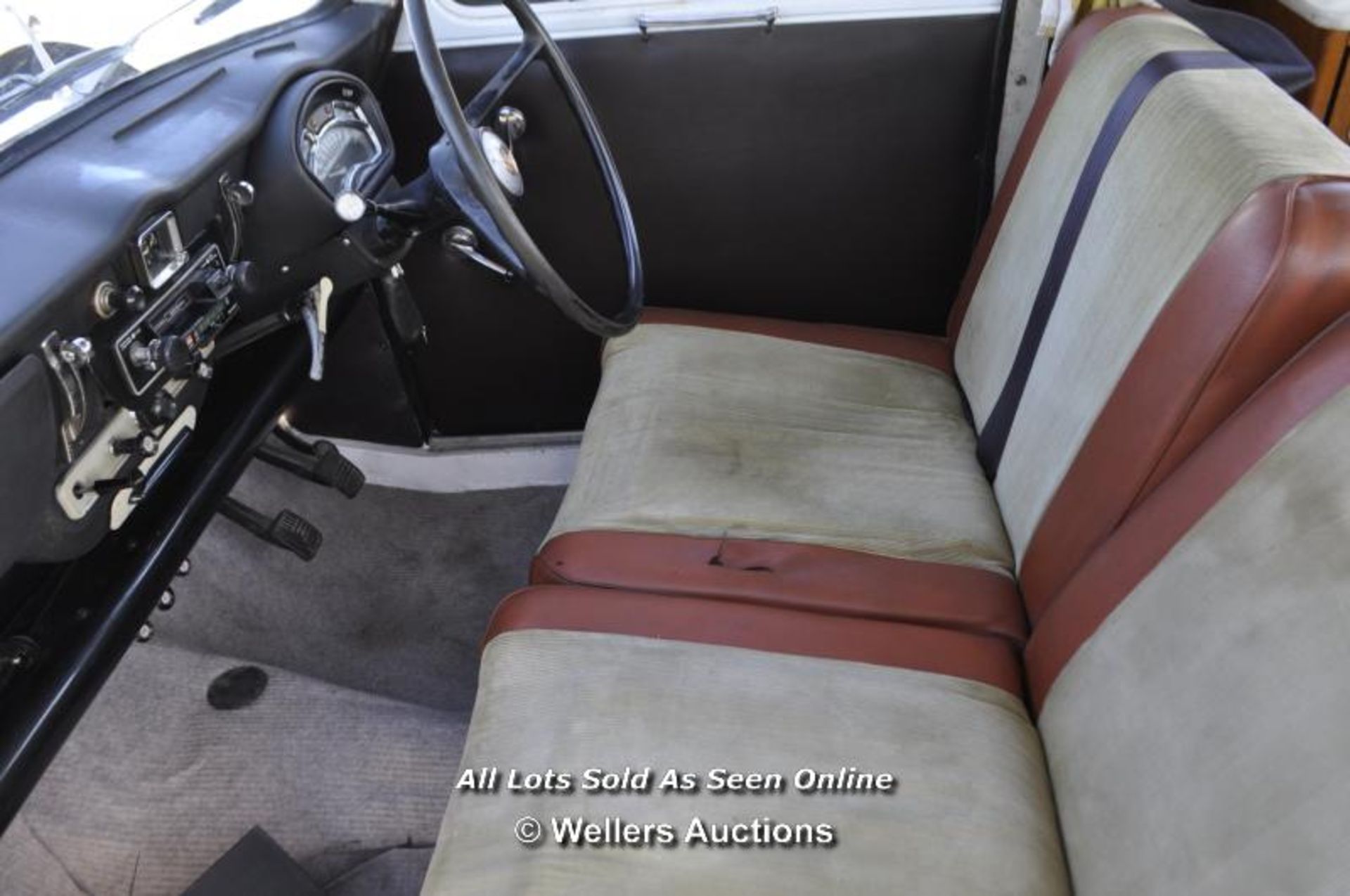 1971 AUSTIN SUNTOR CAMPERVAN WITH POP UP ROOF, REG: WTT676K, VIN: M8V4-259099A, ENGINE TYPE: 16AD/L, - Image 9 of 9