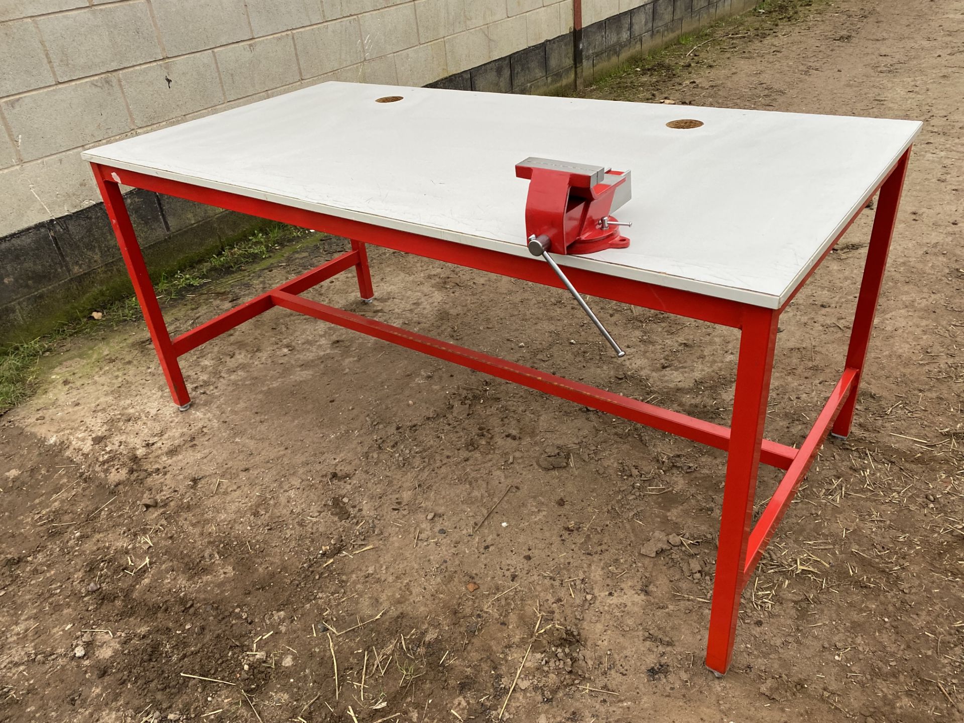 WORKBENCH + VICE (NO VAT)