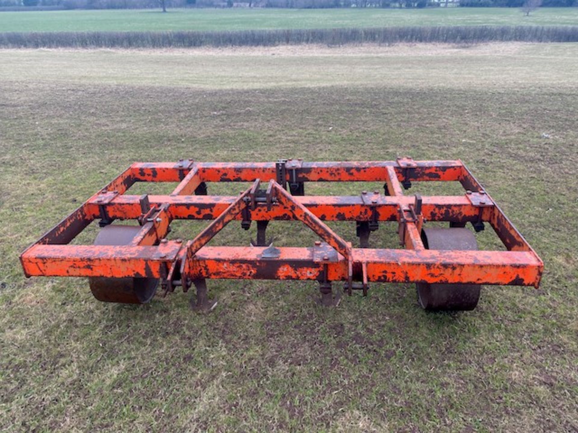 HEAVY DUTY SPRING TINE CULTIVATOR - Image 5 of 5