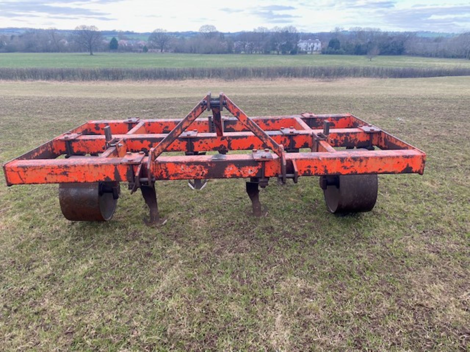 HEAVY DUTY SPRING TINE CULTIVATOR - Image 3 of 5