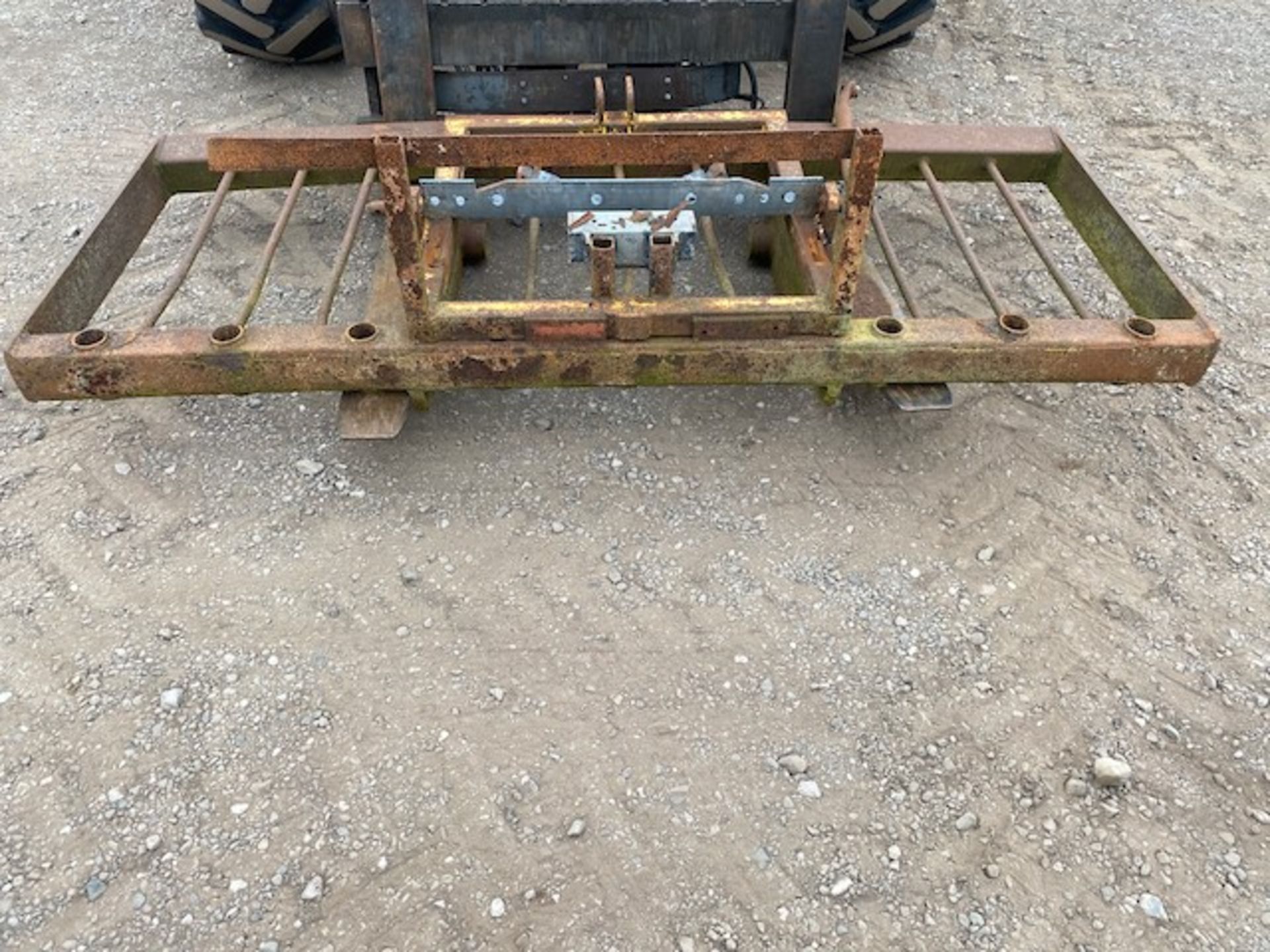 MANITOU FORK AND BACK PLATE - Image 2 of 6