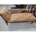 VICTORIAN CHAISE-LOUNGE