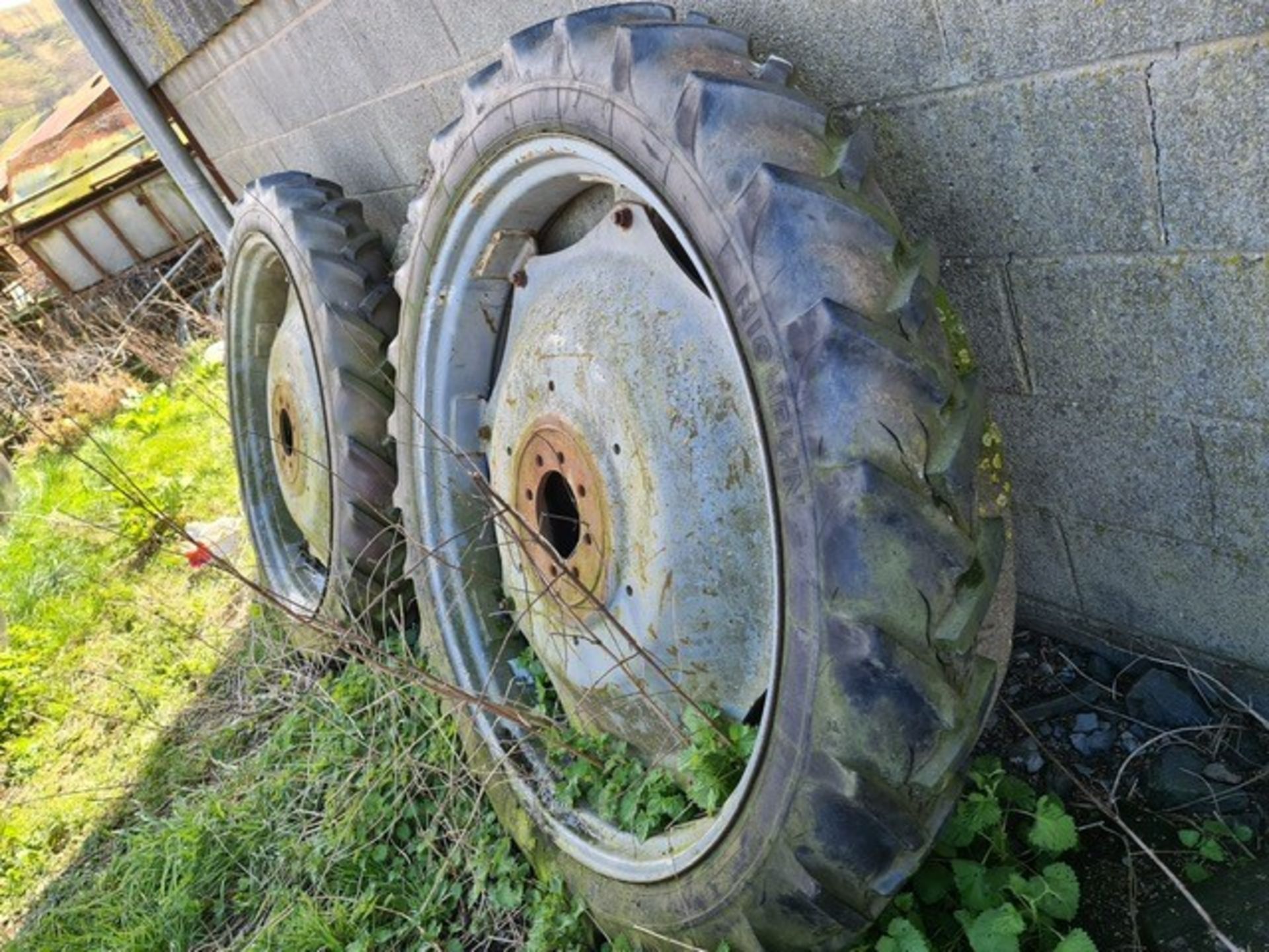 PAIR OF ROW CROP WHEELS - Image 4 of 4