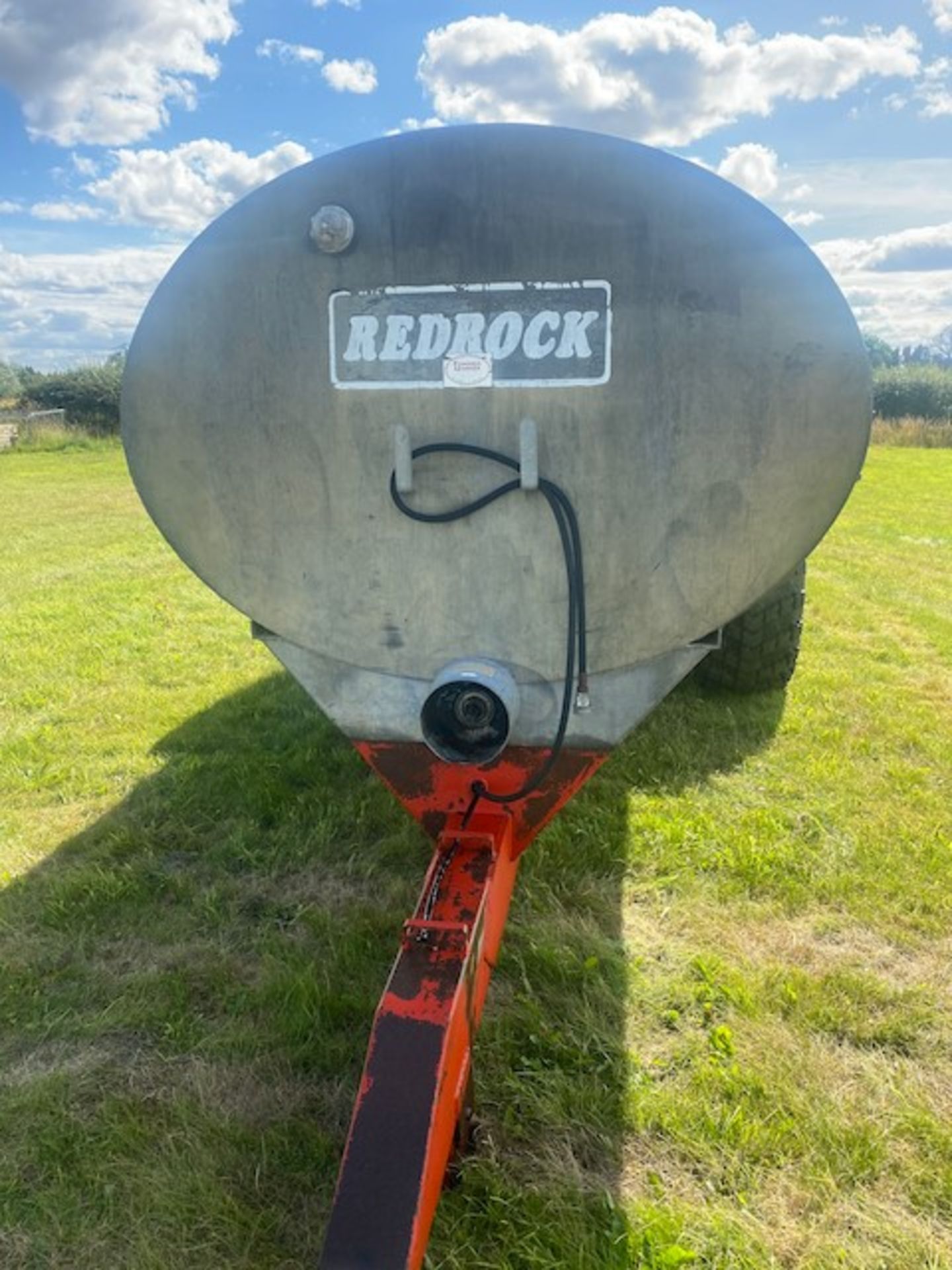 REDROCK 1800 GALLON SLURRY TANKER - Image 2 of 6