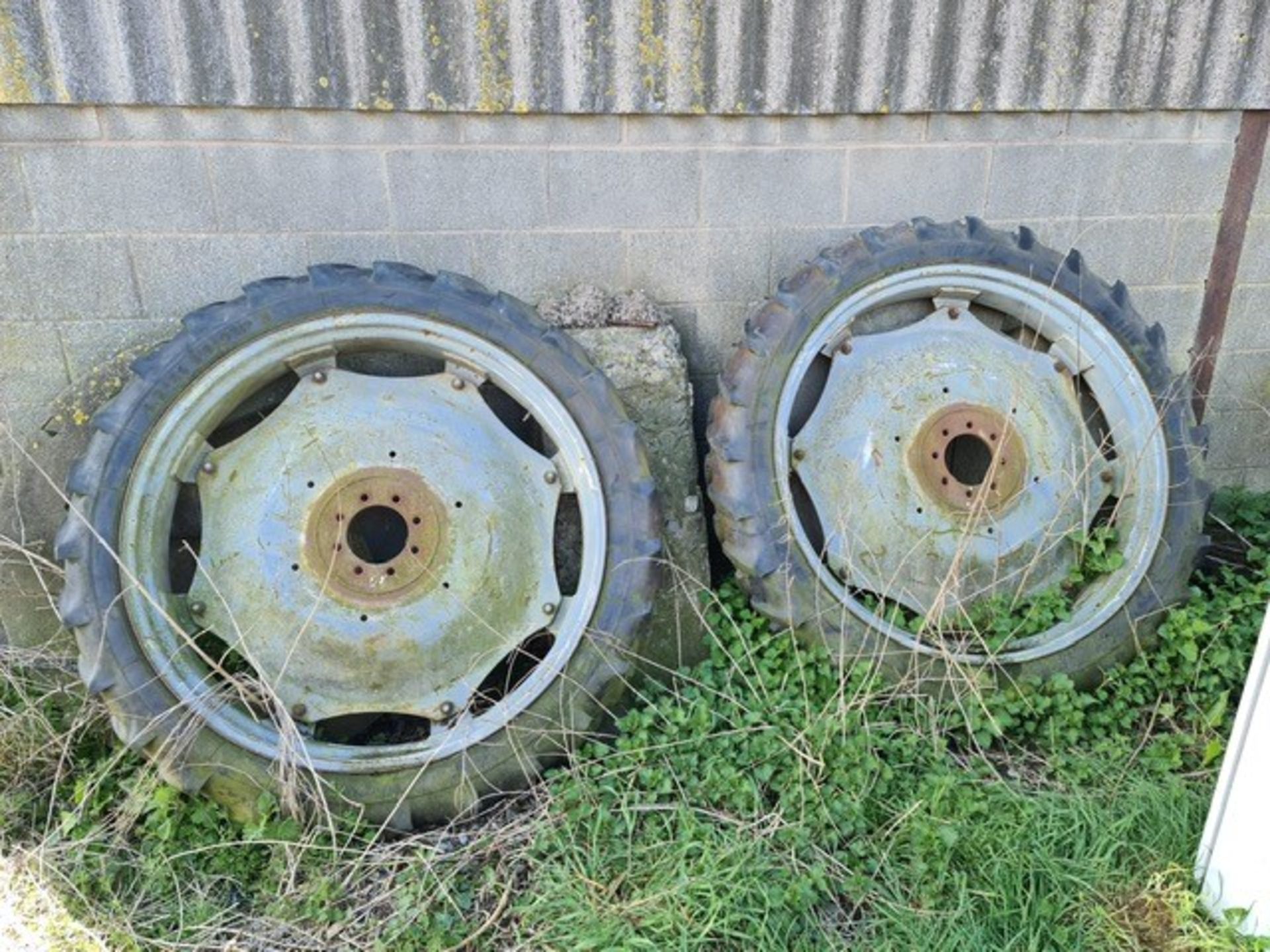 PAIR OF ROW CROP WHEELS