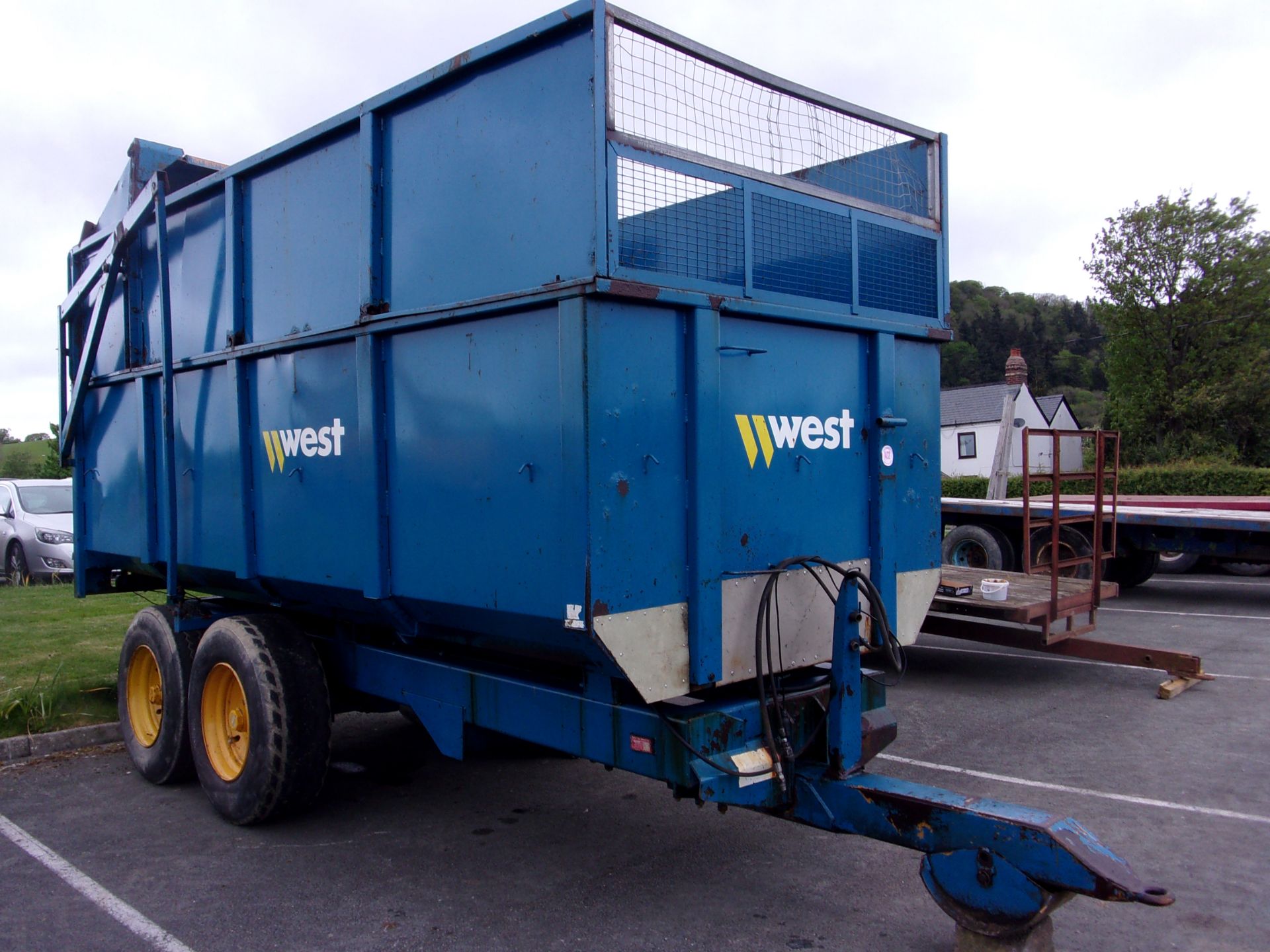 WEST 10 TON SILAGE TRAILER