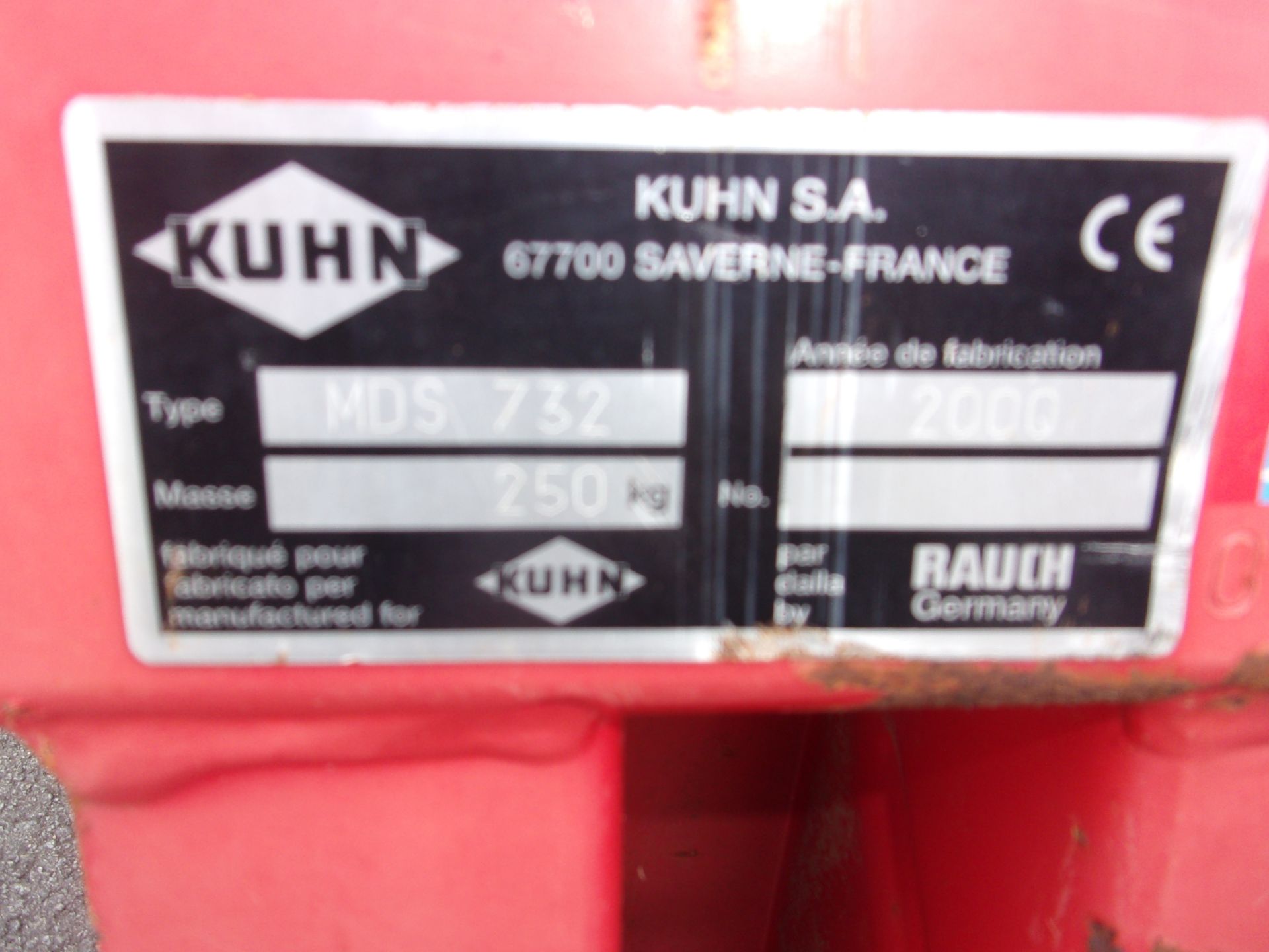 KUHN MDS 732 M FERTILISER SPINNER - Image 2 of 2