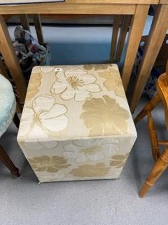 RE-PRODUCTION PADDED STOOL