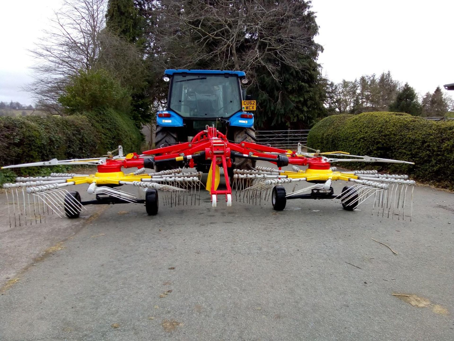 POTTINGER 612 TWIN ROTARAKE - AS NEW