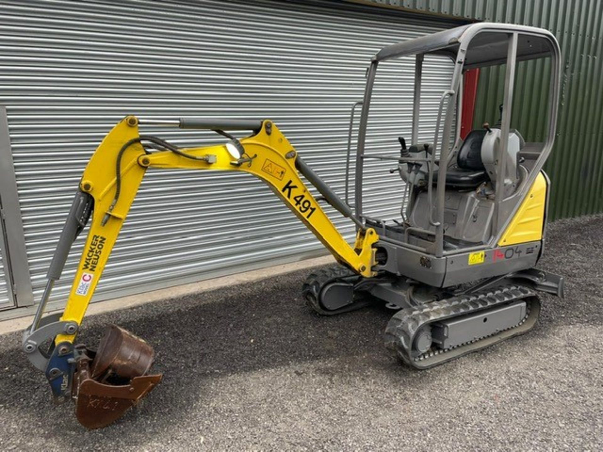 2014 WACKER NEUSON 1404 MINI DIGGER - Image 5 of 8