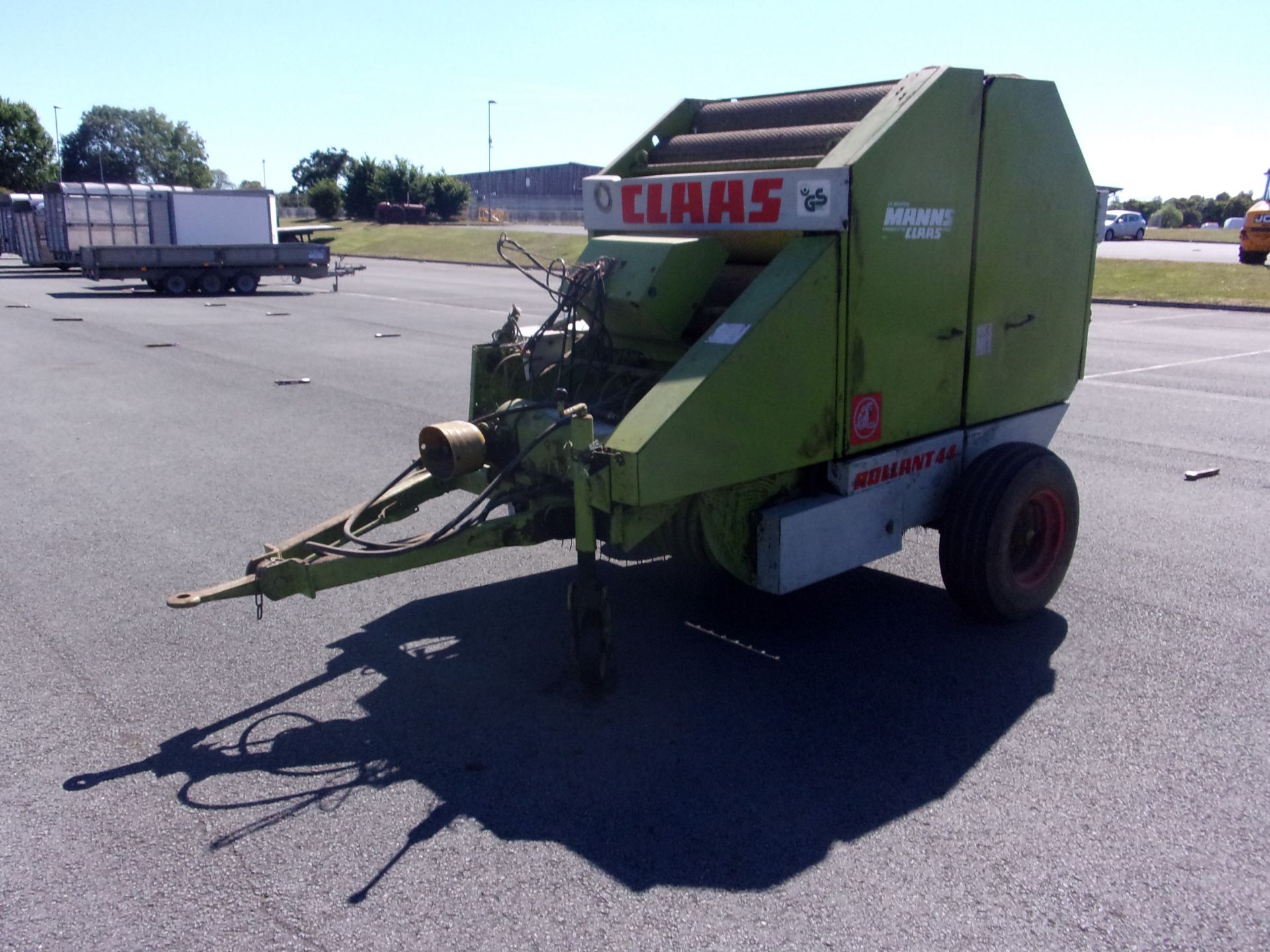 ROLLANT 44 CLAAS ROUND BALER - Image 2 of 4