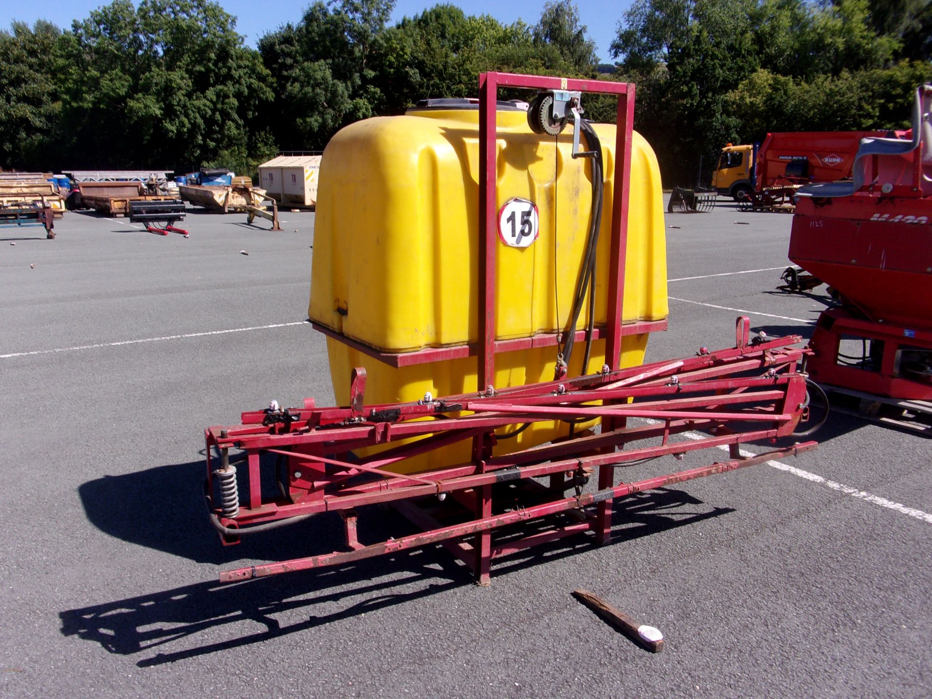 JARMET 1000LTR SPRAYER 12M BOOMS