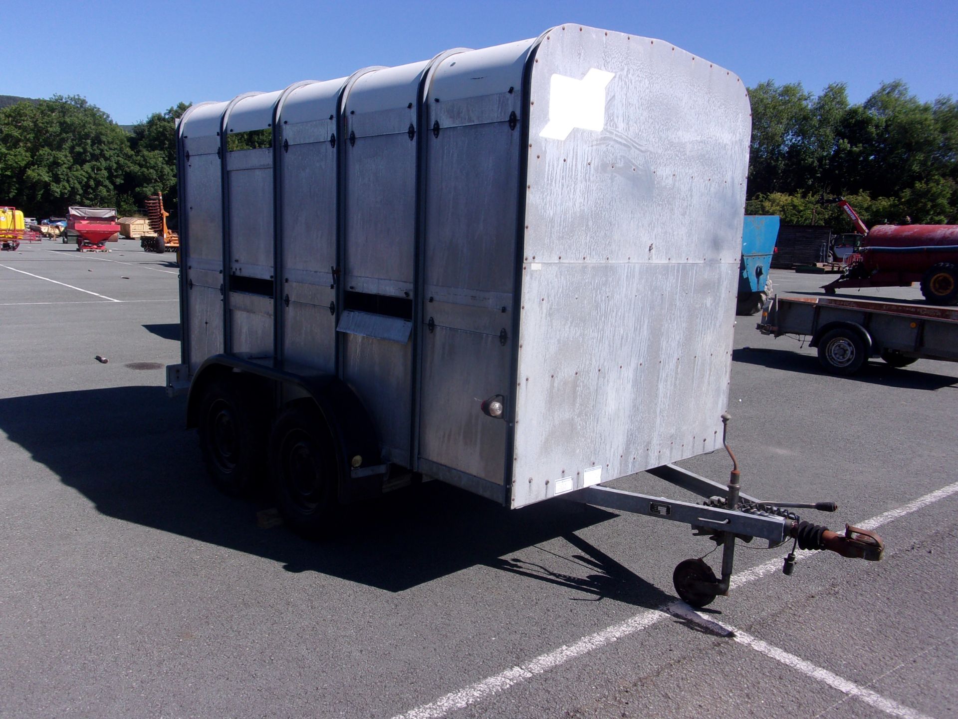 IFOR WILLIAMS 10FT STOCK TRAILER VGC - Image 2 of 6