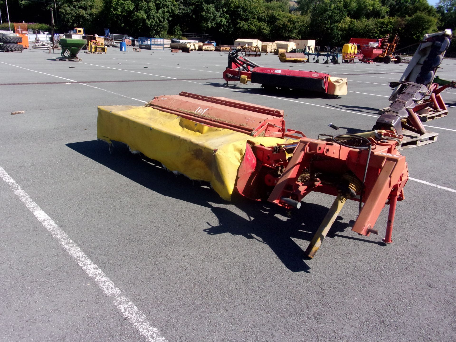 LELY 2.4M MOWER CONDITIONER - Image 3 of 3