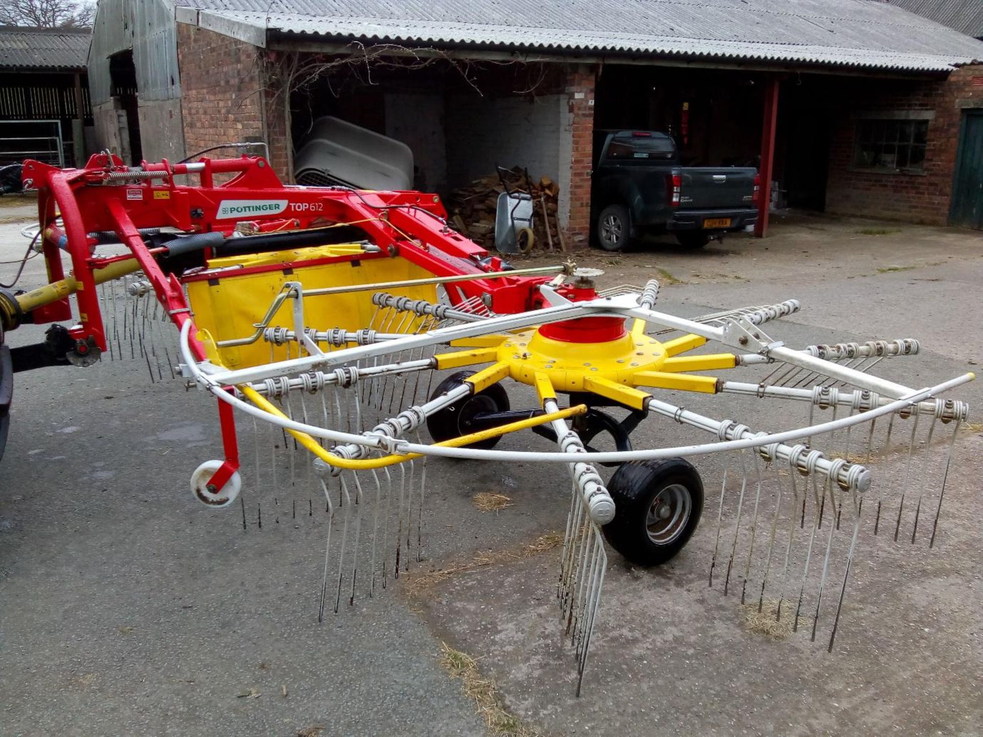 POTTINGER 612 TWIN ROTARAKE - AS NEW - Image 7 of 7