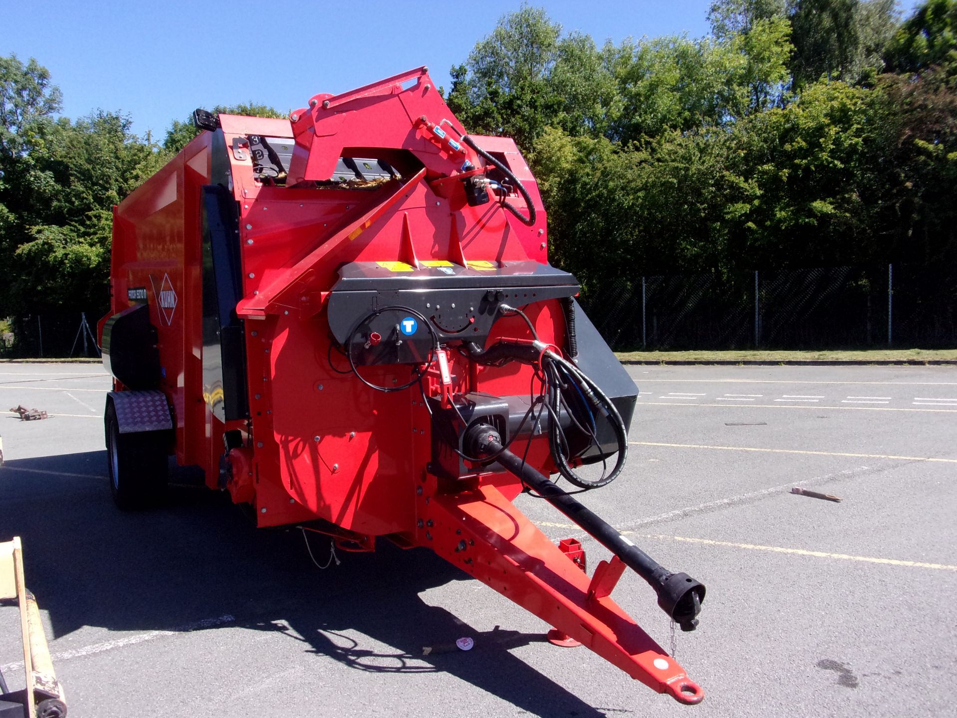 2017 KUHN 15070M STRAW CHOPPER - Image 7 of 7