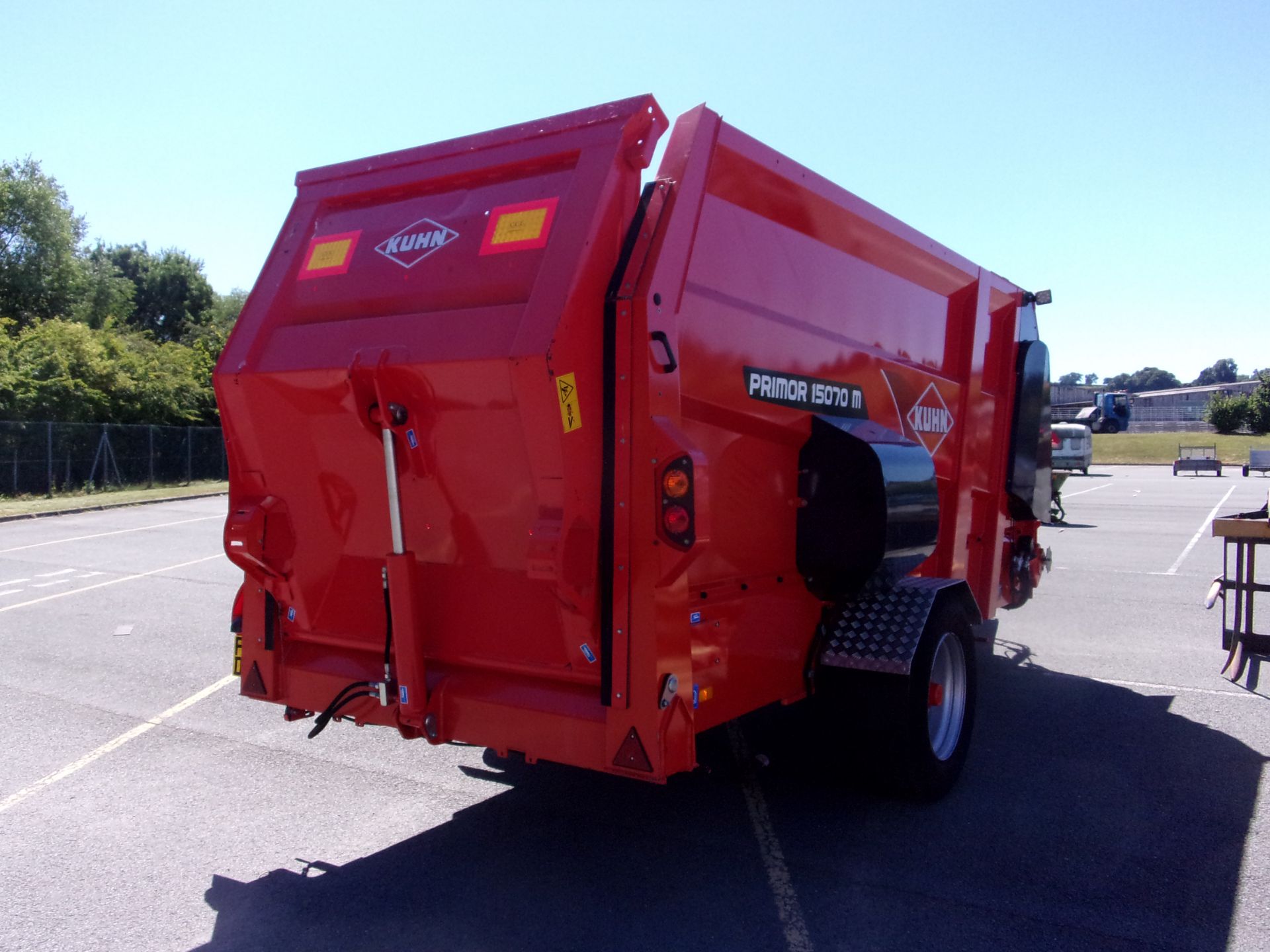 2017 KUHN 15070M STRAW CHOPPER - Image 4 of 7