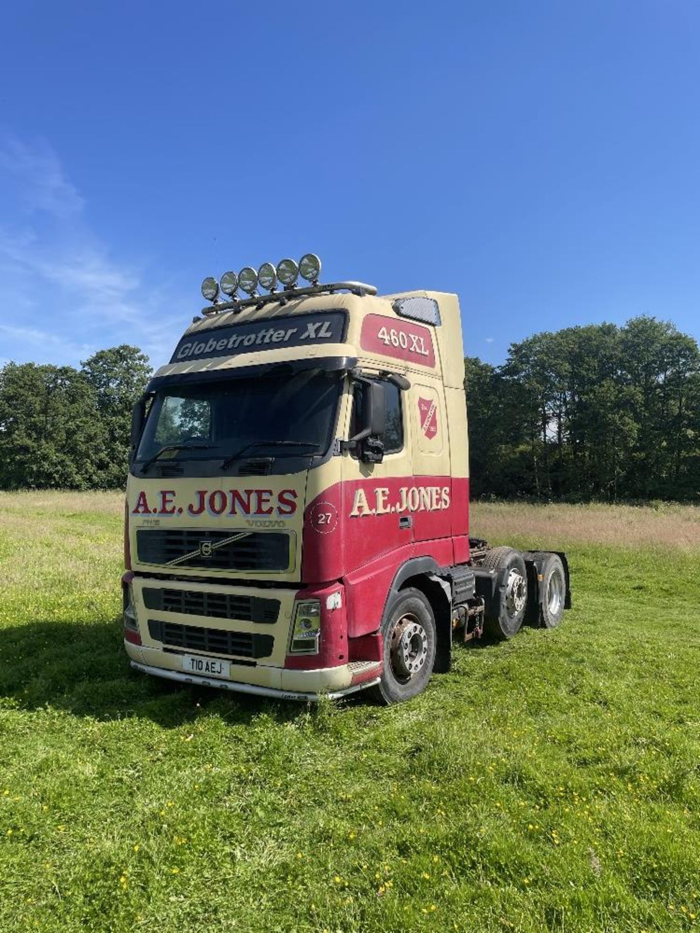 VOLVO 460 FH12 GLOBETROTTER XL 6X2 TRACTOR UNIT