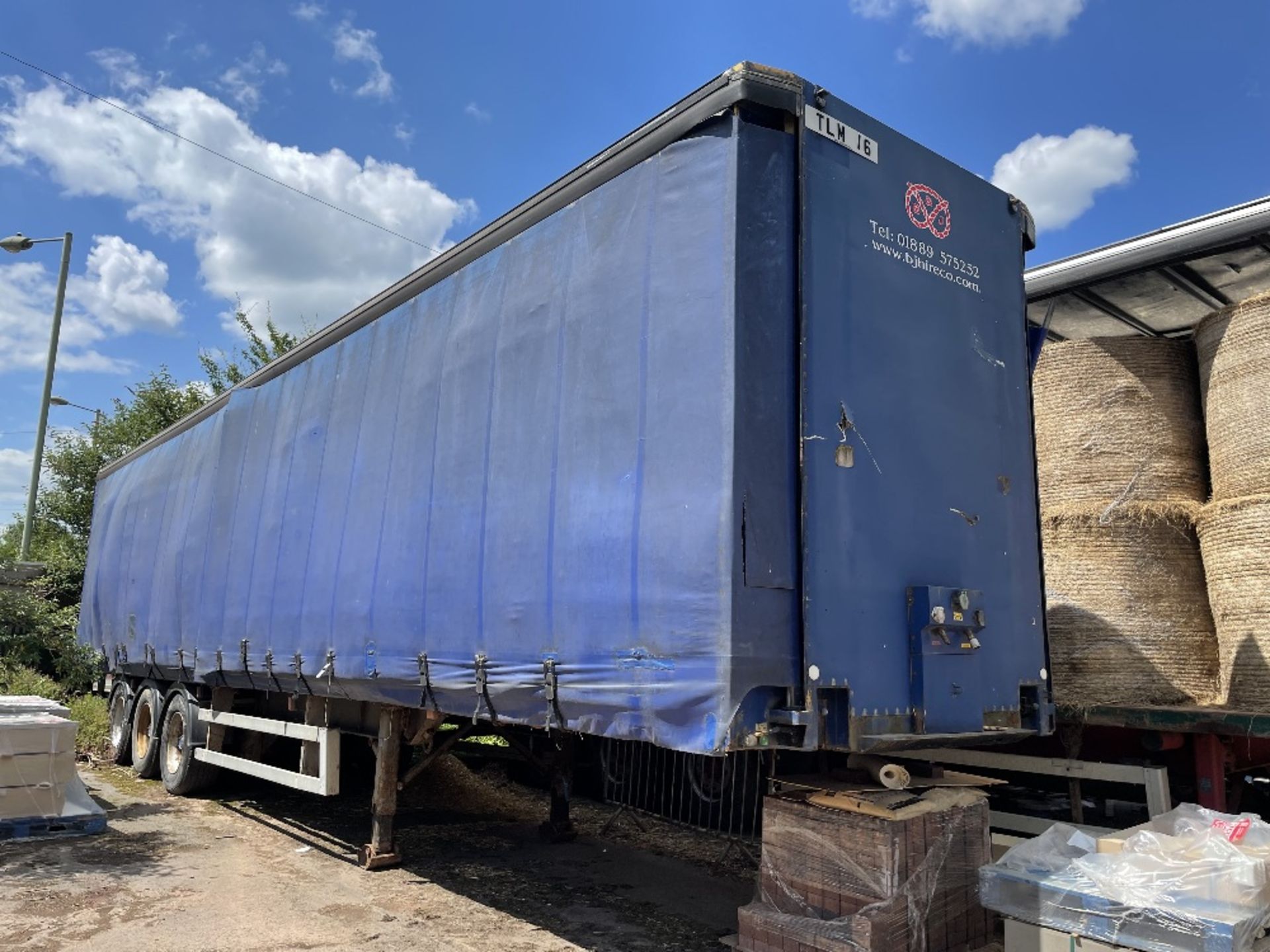 1996 M & G TRAILER FAC 27Y 45FT TRIAXLE