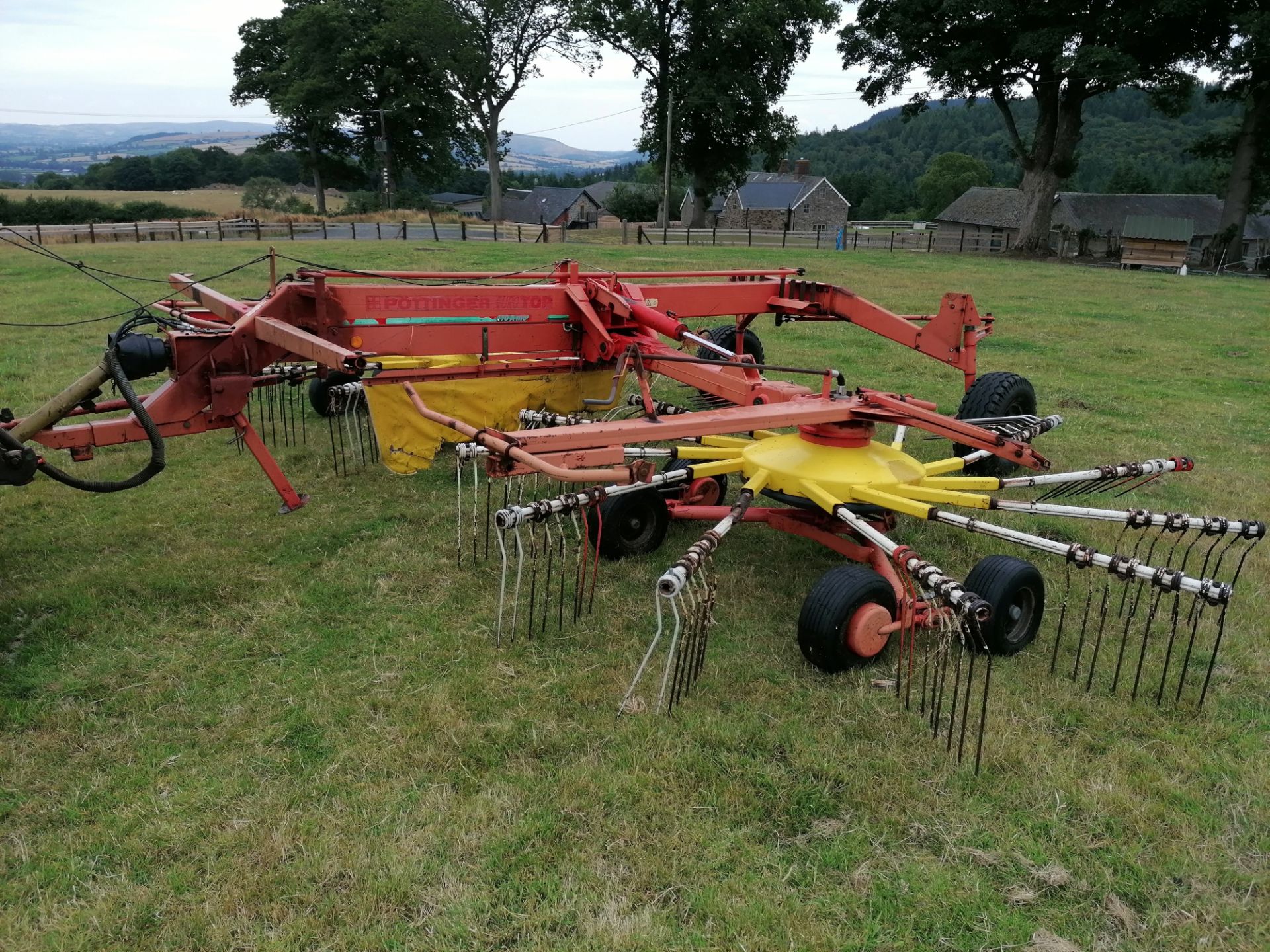 POTTINGER 770A TWIN ROTA RAKE