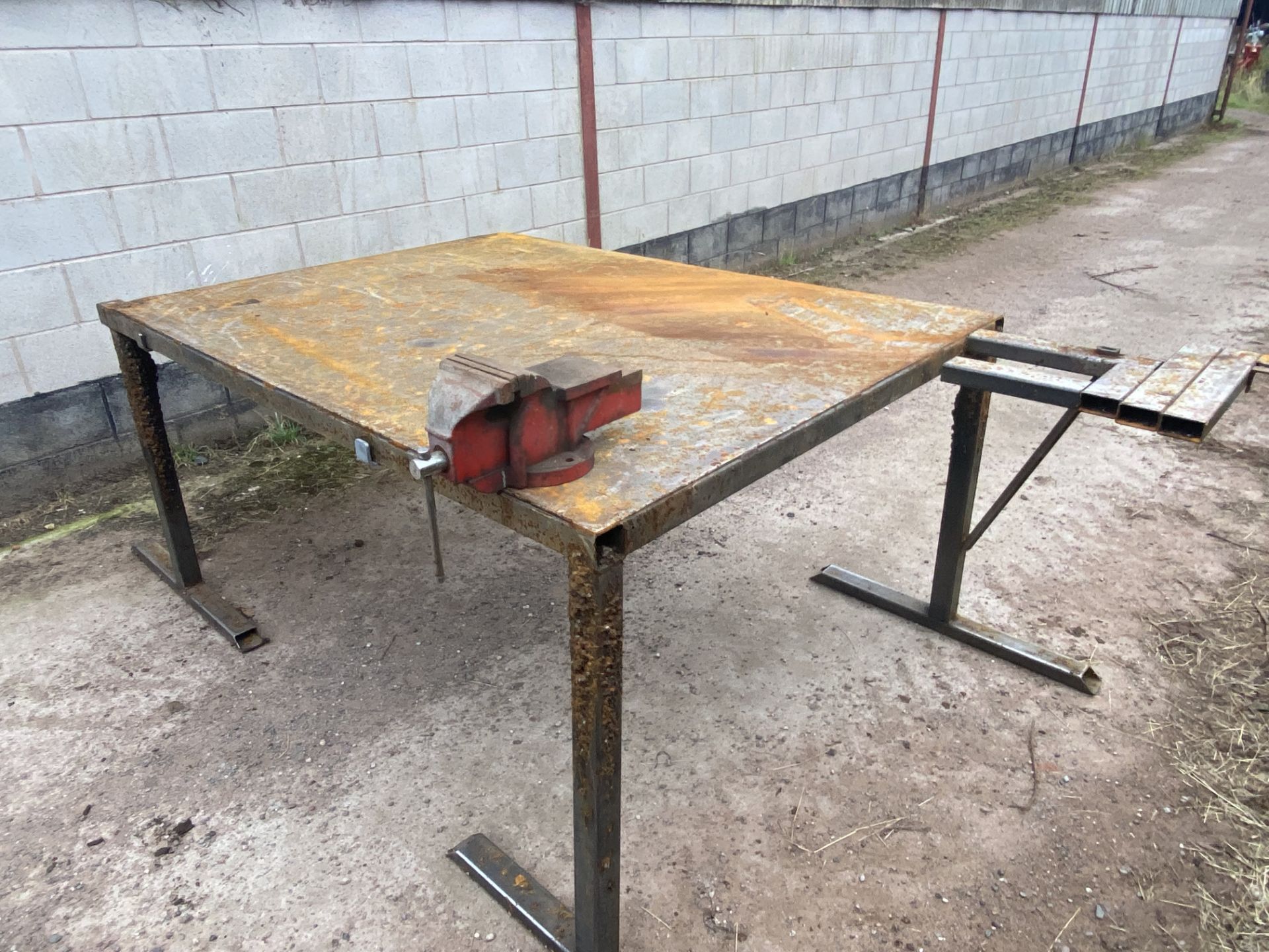 WORKBENCH/WELDING BENCH - Image 2 of 5