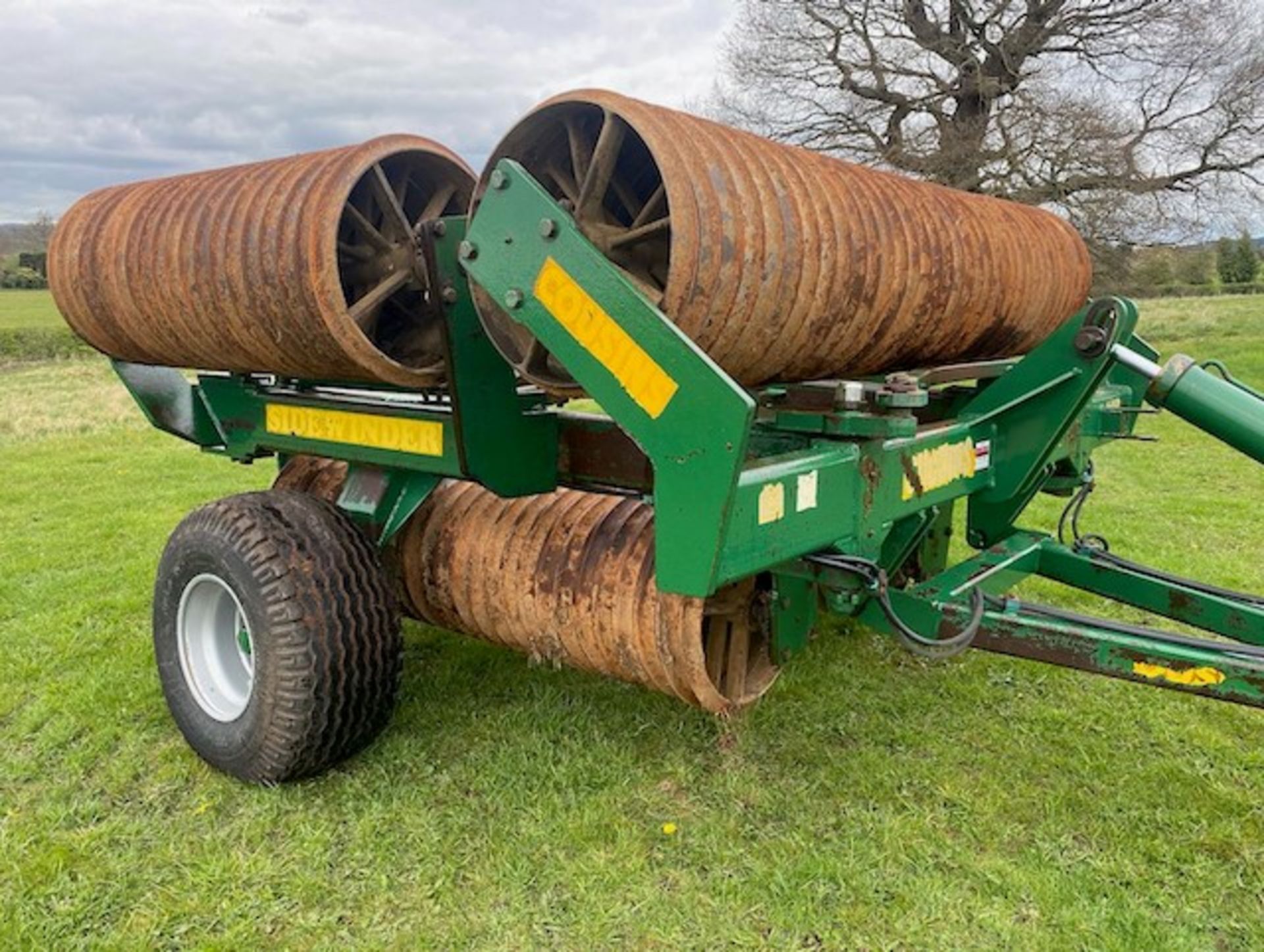 COUSINS 9.3METRE CAMBRIDGE ROLLS - Image 3 of 6