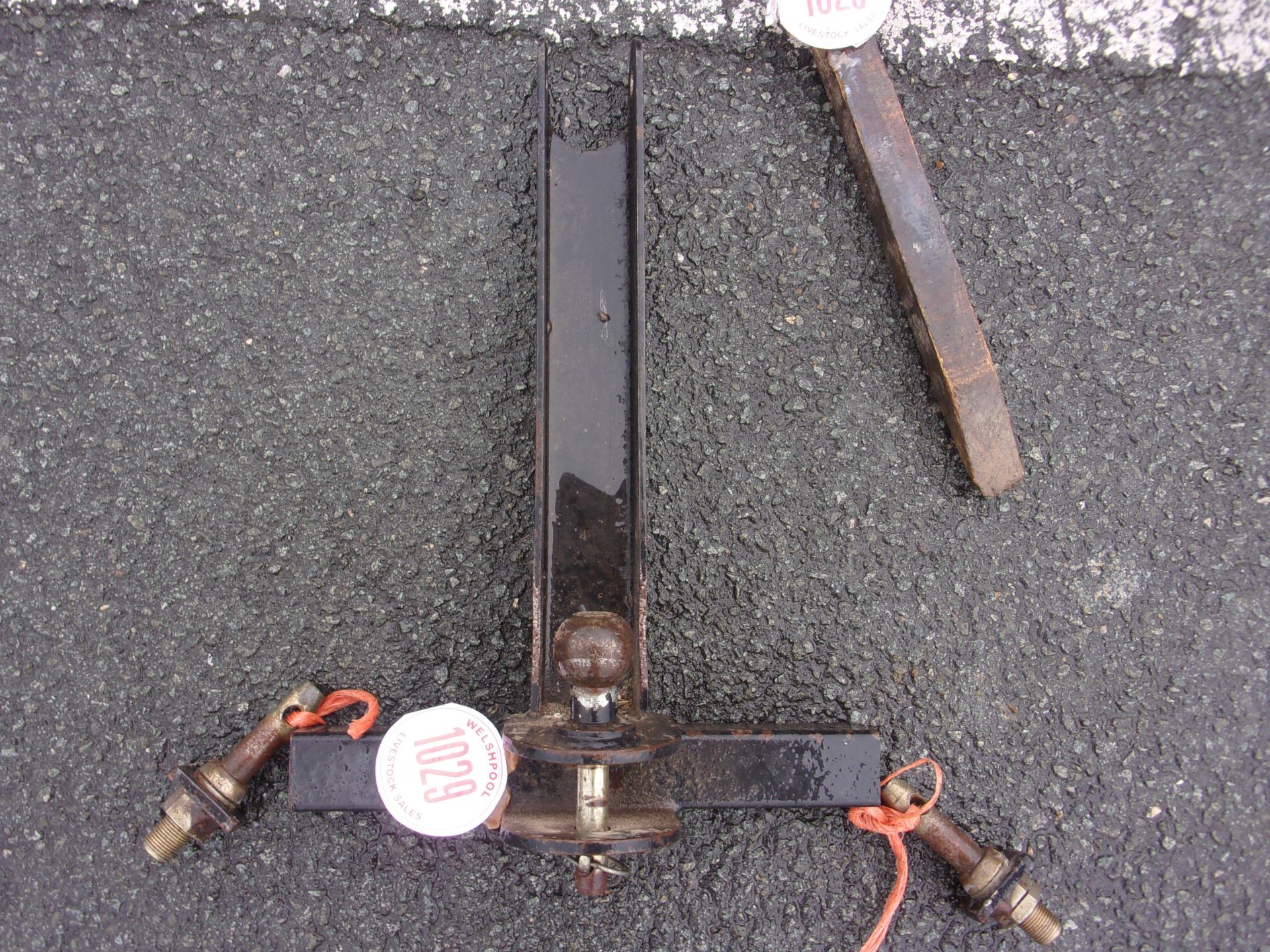 3 POINT LINKAGE TOW HITCH