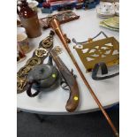 VICTORIAN BRASS KETTLE STAND