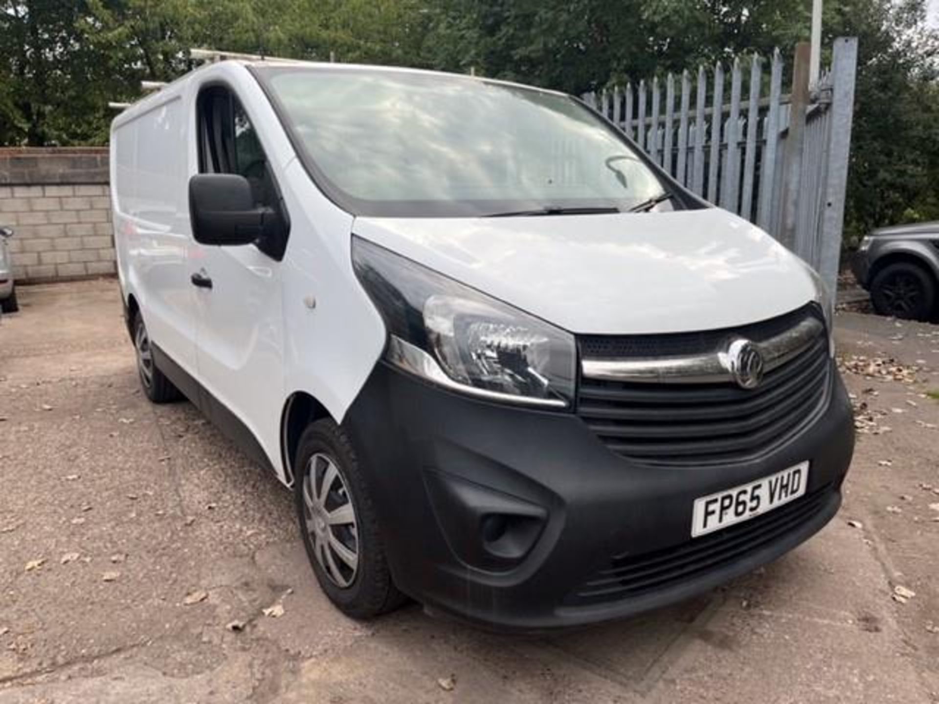 2015 VAUXHALL VIVARO 16 DIESEL VAN