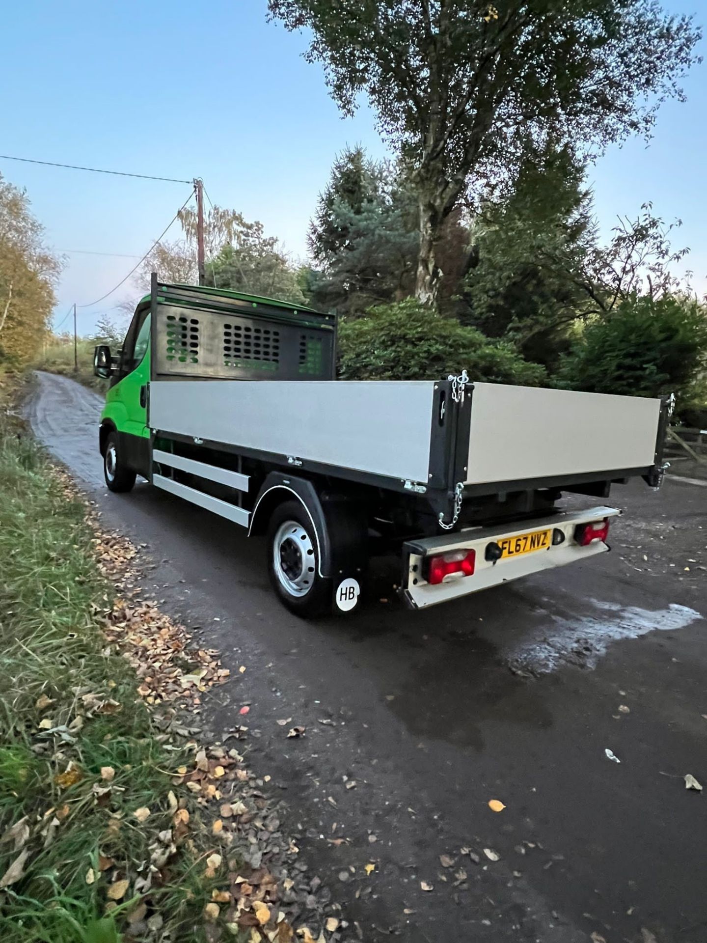 IVECO DAILY TIPPER TRUCK (2017). SINGLE - Image 3 of 11