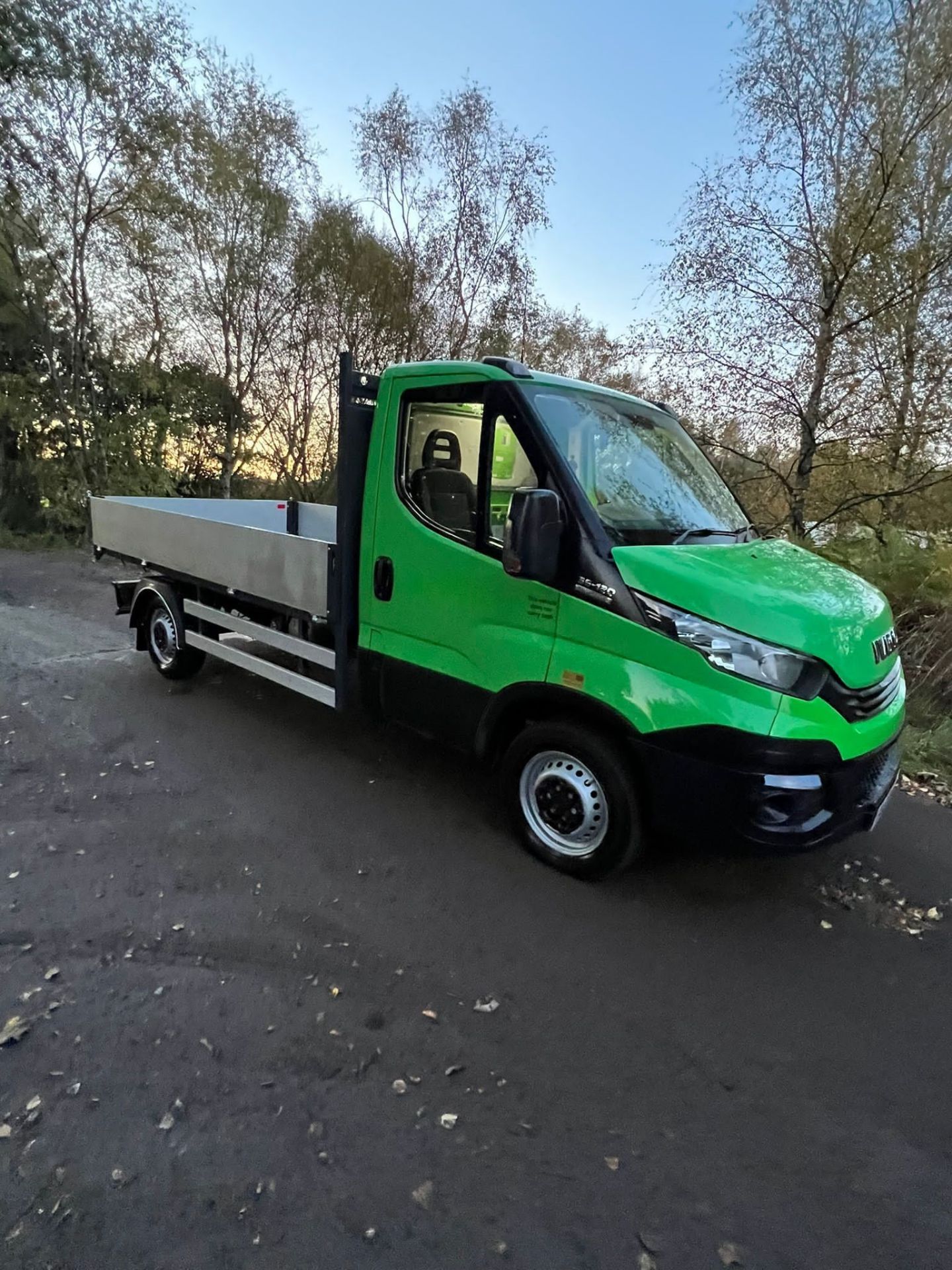 IVECO DAILY TIPPER TRUCK (2017). SINGLE - Image 9 of 11