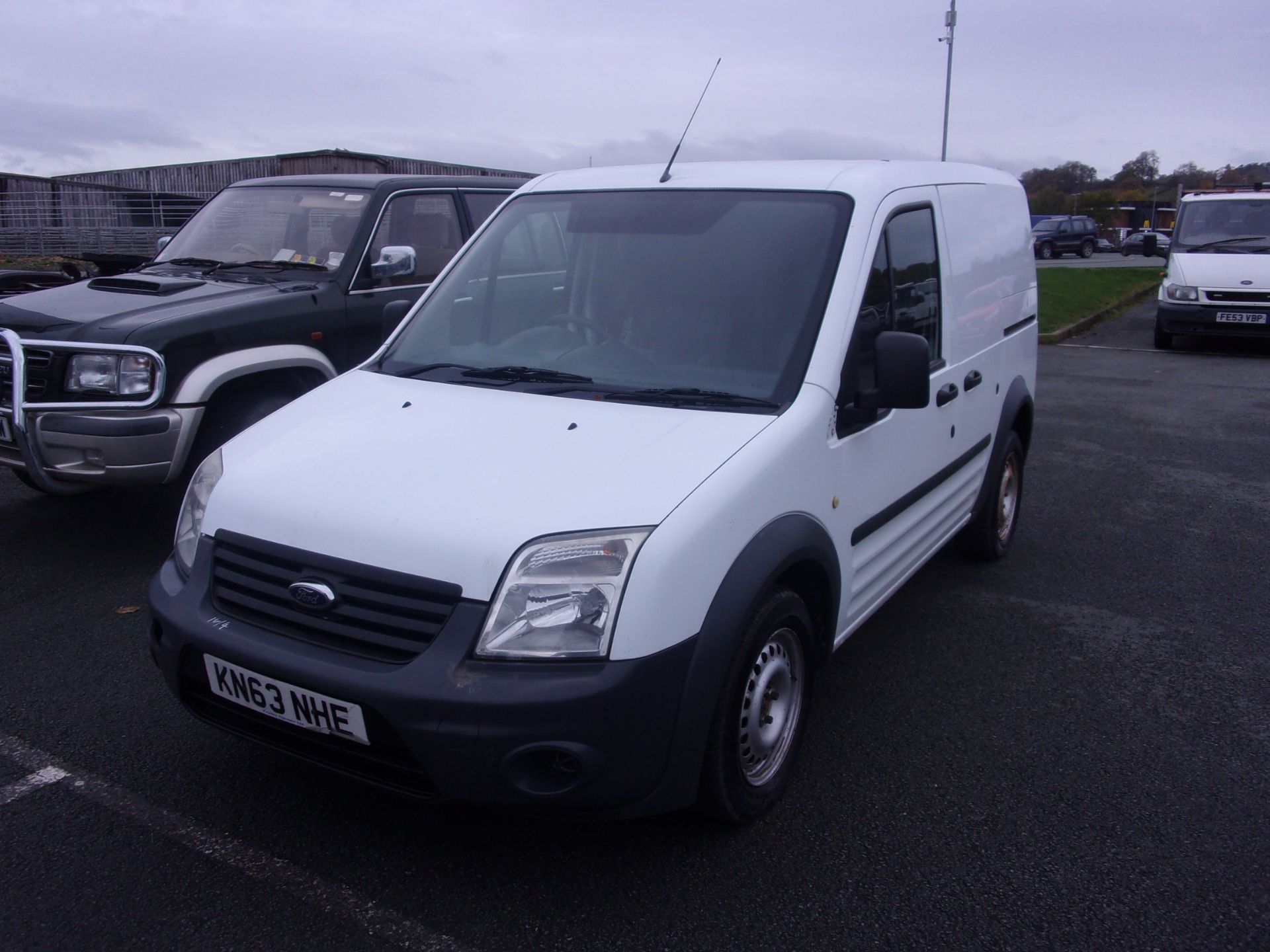 FORD TRANSIT CONNECT VAN. 63 PLATE